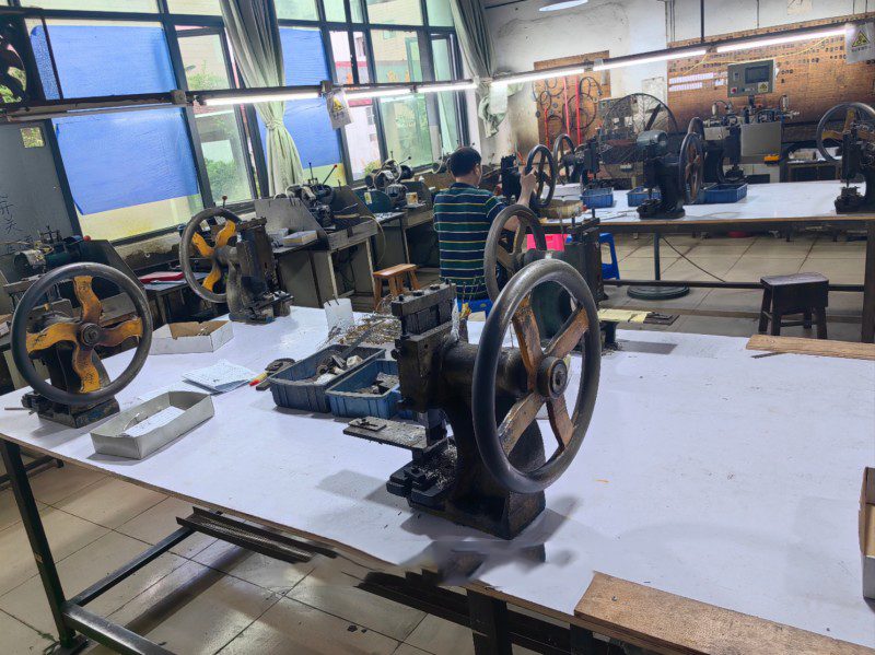 Cutting and bending area of gold and titanium metal gongs